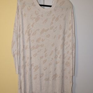 Wonderly Cream and Tan Knit Top